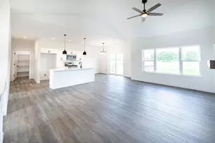 1738 E Kyle Circle, Beloit, WI 53511 - Photo 10