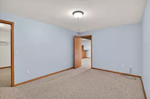 509 Malvern Hill Dr, Madison, WI 53718 - Photo 36