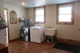 E10056 County C Rd, North Freedom, WI 53951 - Photo 34