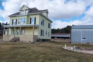 E10056 County C Rd, North Freedom, WI 53951 - Photo 8