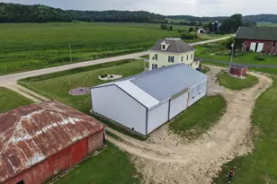 E10056 County C Rd, North Freedom, WI 53951 - Photo 84