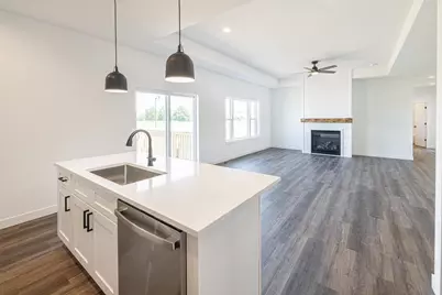 1744 E Kyle Circle, Beloit, WI 53511 - Photo 14