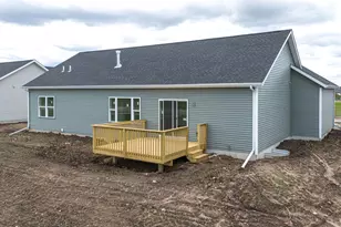1744 E Kyle Circle, Beloit, WI 53511 - Photo 6