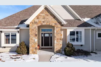 W278N8854 Twin Pine Circle, Hartland, WI 53029 - Photo 8