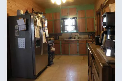 110 Prospect Street, Bloomington,  53804 - Photo 6