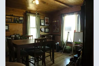 110 Prospect Street, Bloomington,  53804 - Photo 10