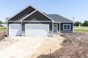 1756 E Kyle Circle, Beloit, WI 53511 - Photo 1