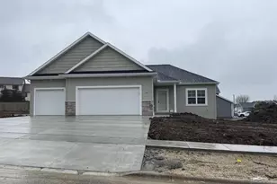 1756 E Kyle Circle, Beloit, WI 53511 - Photo 1