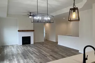 1756 E Kyle Circle, Beloit, WI 53511 - Photo 4