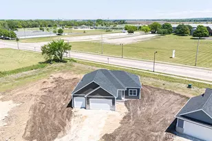 1756 E Kyle Circle, Beloit, WI 53511 - Photo 2