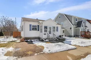 2513 Moland St, Madison, WI 53704 - Photo 2