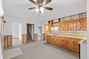 104 S 5th St, Mount Horeb, WI 53572 - Photo 8