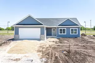 1750 E Kyle Circle, Beloit, WI 53511 - Photo 1