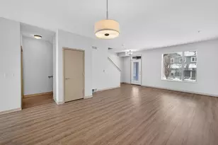 2814 No Oaks Ridge, Fitchburg, WI 53711 - Photo 2