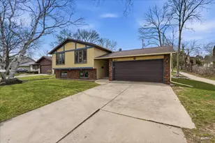 614 Chatham Terrace, Madison, WI 53711 - Photo 2