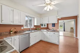 614 Chatham Terrace, Madison, WI 53711 - Photo 18