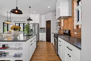 9114 Silverstone Ln, Madison, WI 53593 - Photo 12