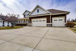 1425 Nels Ct, Waunakee, WI 53597 - Photo 2