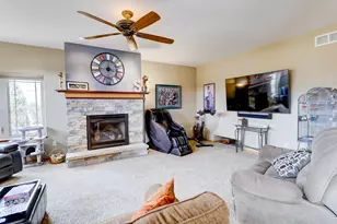 1425 Nels Ct, Waunakee, WI 53597 - Photo 10