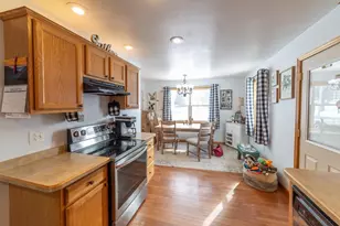 449 N Clinton St, Princeton, WI 54968 - Photo 4