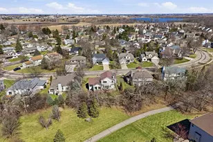 1237 Mockingbird Ln, Sun Prairie, WI 53590 - Photo 62