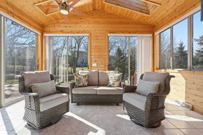 1237 Mockingbird Lane, Sun Prairie, WI 53590 - Photo 4