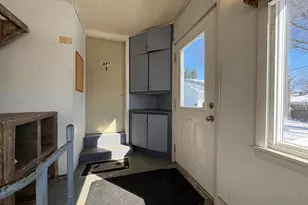 513 Center Ave, Janesville, WI 53548 - Photo 10