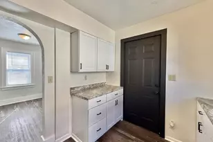 1138 10th St, Beloit, WI 53511 - Photo 12