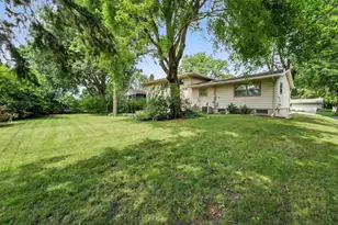 7013 Cardinal Dr, Middleton, WI 53562 - Photo 46