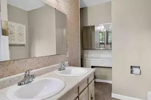 7013 Cardinal Dr, Middleton, WI 53562 - Photo 40