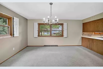 7013 Cardinal Drive, Middleton, WI 53562 - Photo 14