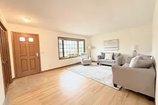 1141 Beech St, Sun Prairie, WI 53590 - Photo 4