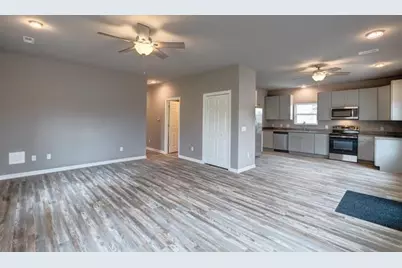 632 W Delavan Drive, Janesville, WI 53546 - Photo 6