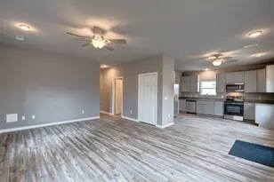 632 W Delavan Dr, Janesville, WI 53546 - Photo 6