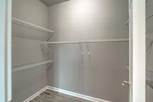 606 W Delavan Dr, Janesville, WI 53546 - Photo 20