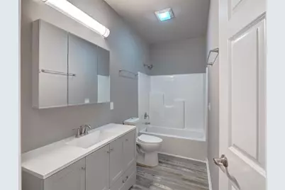 620 W Delavan Drive, Janesville, WI 53546 - Photo 24