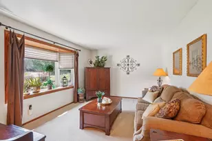 6357 Grossepark Rd, Sun Prairie, WI 53590 - Photo 6