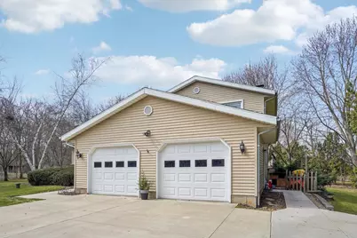 6357 Grossepark Road, Sun Prairie, WI 53590 - Photo 2