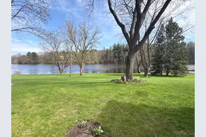 520 Rockview Court, Watertown, WI 53094 - Photo 6