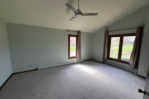 520 Rockview Ct, Watertown, WI 53094 - Photo 14