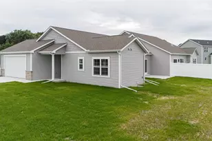 3801 N Woodbury Ln, Janesville, WI 53545 - Photo 32