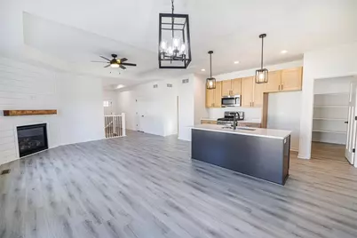 3801 N Woodbury Lane, Janesville, WI 53545 - Photo 2