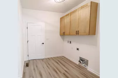 3801 N Woodbury Lane, Janesville, WI 53545 - Photo 16
