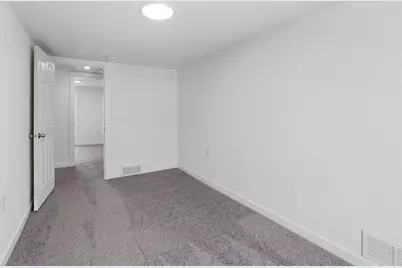 170 S High Street, Mayville, WI 53050 - Photo 12