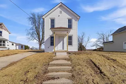 170 S High Street, Mayville, WI 53050 - Photo 2