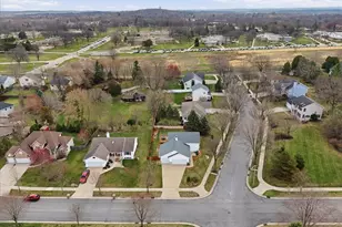 142 Meadow Ridge Ln, Madison, WI 53704 - Photo 48