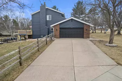 1074 Tinkham Trail, Baraboo, WI 53913 - Photo 4
