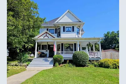 410 Washington Street, Edgerton, WI 53534 - Photo 2