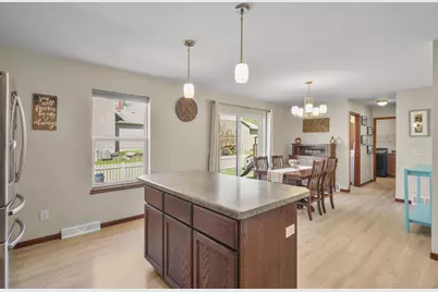 518 Lisa Ann Drive, Madison, WI 53718 - Photo 14