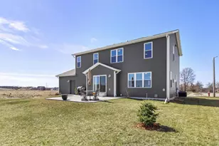 302 Autumn Crest Ln, Lake Mills, WI 53551 - Photo 26